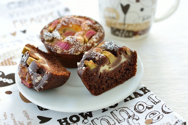 Muffiny kawowe oraz kakaowe z rabarbarem